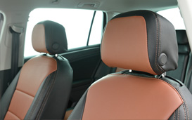 EURO-LUX exclusive(VW)フロントヘッドレスト